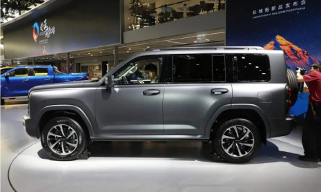 Новый Haval H9 с квадратными фарами был замечен в Китае