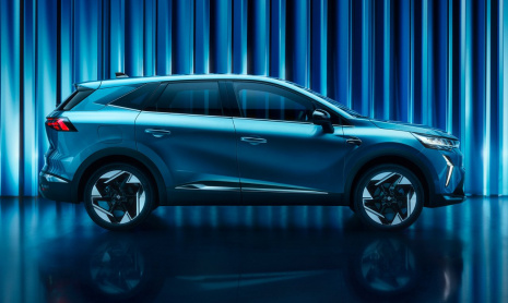 Новый внедорожник Renault Symbioz уже в продаже: конкурент Nissan Qashqai предлагает гибридную силовую установку менее чем за 3,3 млн рублей