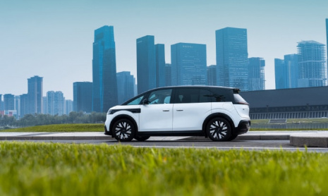 Официальные фотографии электрического MPV Zeekr MIX, опубликованные в преддверии презентации