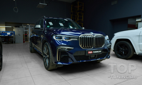 Установка карбонового тюнинг обвеса Renegade и атермальная тонировка на BMW X7