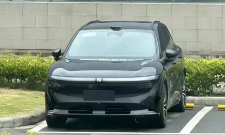 Модель Geely Zeekr 7X была замечена перед запуском в продажу