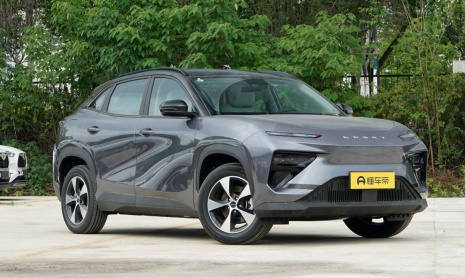 Полностью электрический внедорожник 2025 Chery Shuxiangjia (eQ7) появился на рынке по цене от 2 млн рублей в Китае