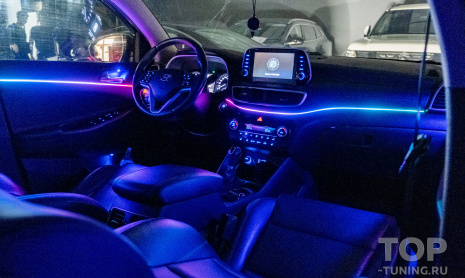 Монтаж интерьерной подсветки Smart Symphony M4 для Hyundai Tucson III