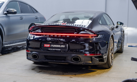 Устранение запотеваний заднего фонаря Porsche 911 VII под ключ