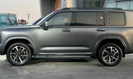 Haval H9 второго поколения с двигателем объемом 2,0 т появился на рынке по цене от 2,65 млн рублей