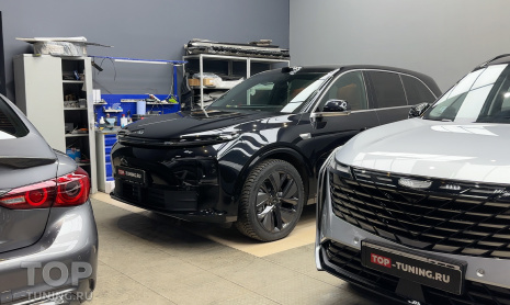 Оклейка пленкой Lixiang L6 – защита зоны риска полиуретаном