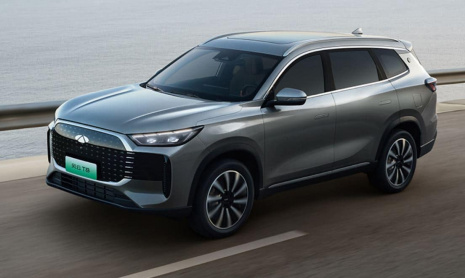 Предварительная продажа Chery Fulwin T8 PHEV с испытательным пробегом 2078,6 км начинается от 1,5 млн рублей в Китае