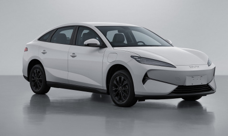 Представлен загадочный седан BYD под названием e7, предназначенный для использования в качестве такси