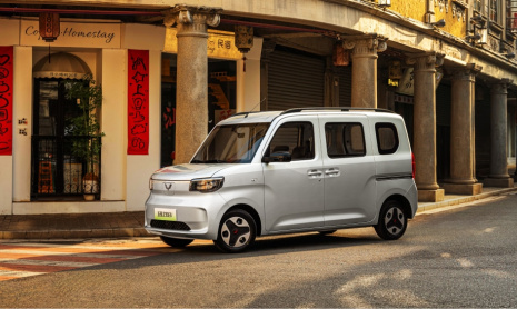 В Китае начались предварительные продажи электрического кей-кара Wuling Zhiguang по цене от 667 000 рублей