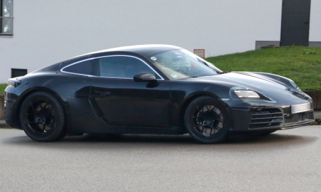 Электрический Porsche Cayman впервые был замечен шпионами