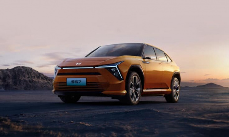 Перед запуском полностью электрического Honda S7 в Китае компания отказалась от фирменного знака 