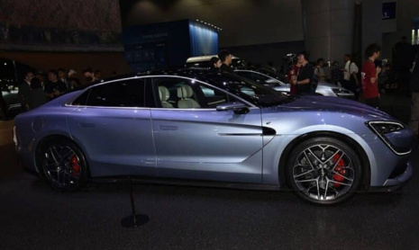 Yangwang U7 с DiSus-Z, “Божьим оком” A и четырьмя электромоторами мощностью 1287 л.с. стоит от 7,22 млн рублей в Китае