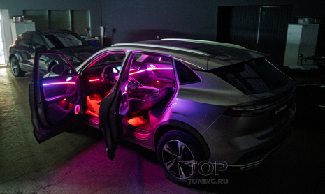 Максимальная версия LED подсветки в салон + шумоизоляция дверей Roewe RX5 II
