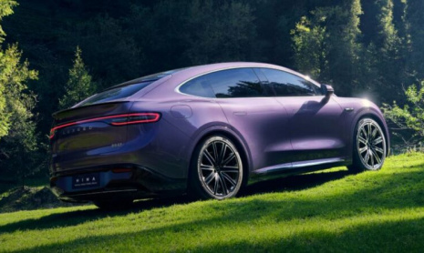 Предварительная продажа нового Luxeed R7 EREV с запасом хода 1673 км начинается с 3,8 млн рублей