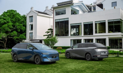 Xpeng официально запускает в продажу электрический внедорожник 2025 X9 по цене от 4 млн рублей