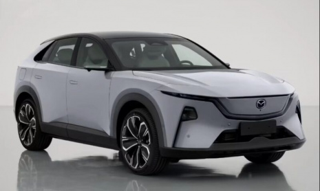 Салон внедорожника Mazda EZ-60 оснащен 26,5-дюймовым 5K-экраном и поддержкой технологии Dolby Atmos