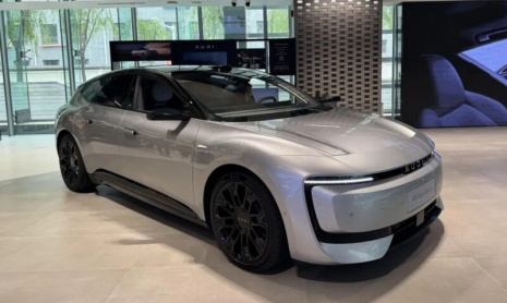 AUDI E5 Sportback появился в продаже у китайских дилеров: 787 л.с., запас хода 770 км, разгон до 100 км/ч от 3,4 с