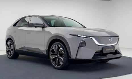 Внедорожник Mazda EZ-60 был замечен на дорожных тестах, так как количество предварительных заказов превысило 20 000