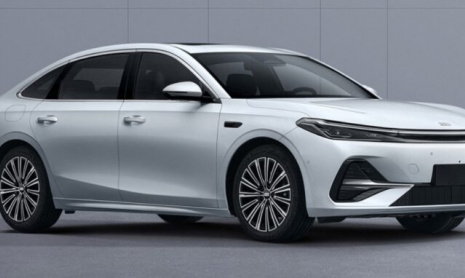 Geely Galaxy A7 PHEV с запасом хода “2100 км+” представлен китайским MIIT