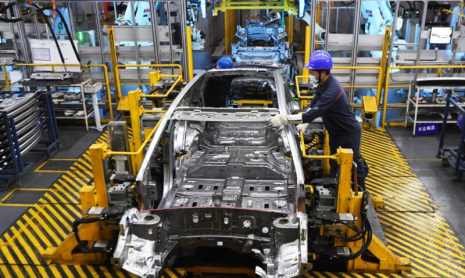 Китай укрепляет цепочку поставок автомобилей: автогиганты объединяются ради 60-дневной политики оплаты, поддерживаемой MIIT