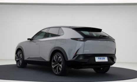 Внедорожник Mazda EZ-60 поступит в продажу в сентябре, на данный момент в Китае сделано более 26 000 предварительных заказов