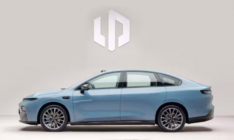 Предпродажа полностью электрического седана Leapmotor B01 в Китае начинается с 1,15 млн рублей