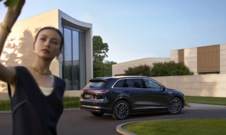 Появились официальные изображения внедорожника Shangjie H5 от HIMA , разработанного совместно SAIC и Huawei