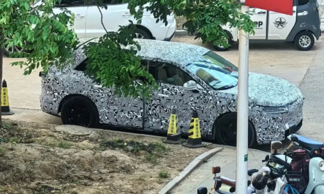 На шпионских фотографиях представлен внедорожник Huawei Luxeed R9 на фоне проблем бренда