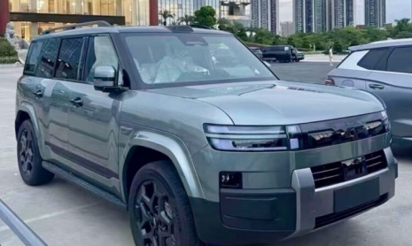 Fang Cheng Bao Ti7 от BYD был замечен в Китае в преддверии презентации – раскрыт интерьер