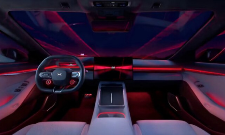 Xpeng представила интерьер P7 в преддверии дебюта с 87 дюймовым дисплеем AR HUD