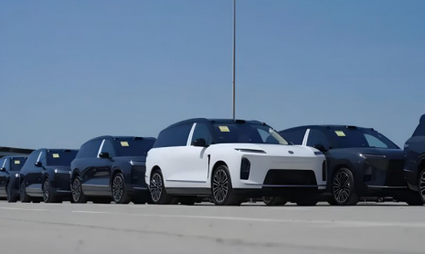 Новый внедорожник Nio ES8 на платформе NT3.0 поступает в дилерские центры Китая