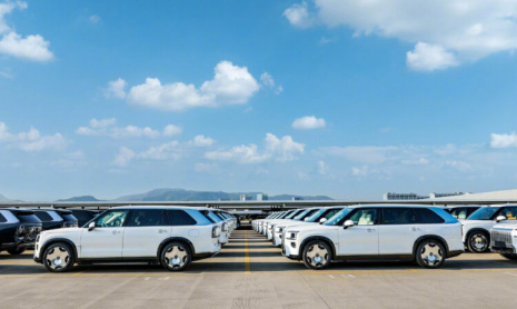 Роскошный внедорожник Zeekr 9X plug-in hybrid готовится к выпуску на заводе 29 сентября