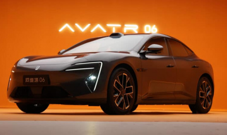 В Китае загорелся электрический седан Avatr 06 от Changan с пробегом 1000 км