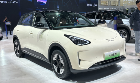 Рейтинг самых продаваемых легковых автомобилей в Китае: Tesla Model Y, Wuling Hongguang Mini EV, Geely Geome Xingyuan на сентябрь 2025 года