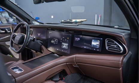 Оклейка мультимедиа и приборной панели Exeed VX рестайлинг