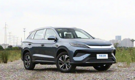 2026 BYD Song Pro DM-i был выпущен с расходом топлива 3,2 л/100 км и запасом хода на электромобилях 133 км по цене от 1,12 млн рублей