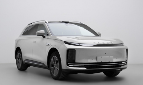 Внедорожник Exeed Exlantix ET7 от Chery мощностью до 473 л.с. будет предлагаться в вариантах BEV и EREV