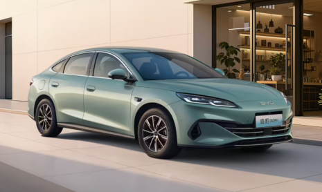 2026 BYD Seal 06 DM-i с запасом хода на электричестве 128 км появится на рынке по цене от 1,11 млн рублей