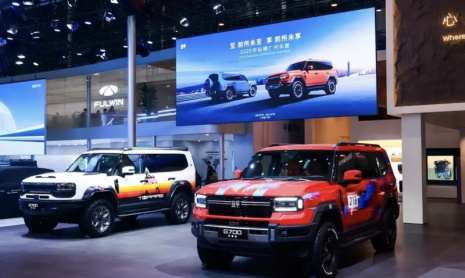 Раллийная версия Jetour Zongheng G700 от Chery, оснащенная шасси, прошедшим испытания на ралли, и противоскользящей пластиной из сверхпрочного сплава, продается за 3,7 млн рублей