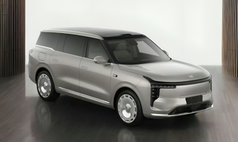 Технический директор IM поддержал спор о внедорожнике LS9 с душем и полом с подогревом