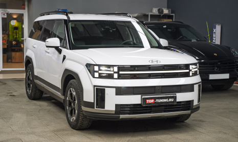 Оклейка зоны риска нового Hyundai Santa Fe 2023+ против сколов и царапин на ЛКП