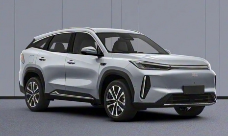 Был замечен Geely Galaxy M7, салон раскрыт в преддверии дебюта