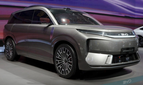 Флагманский внедорожник BYD Dynasty-D был замечен в Китае с рулевым управлением на задних колесах