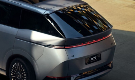 Обновленный полностью электрический минивэн Xpeng X9 будет иметь максимальную дальность хода 750 км и три чипа Turing AI на 2250 оборотов