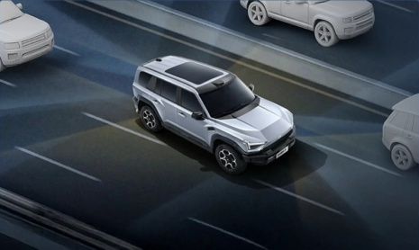 С конвейера сошел 10 000-й Dongfeng M-Hero M817 PHEV, первый в мире внедорожник с поддержкой Huawei ADS 4.0