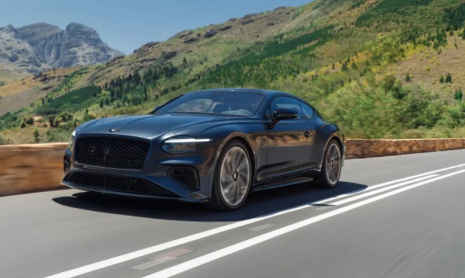 Bentley Continental GT S возвращается с прицелом на Aston DB12 S