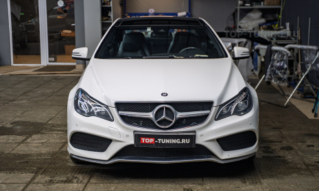 Электронные доводчики в двери Mercedes-Benz E-class W212 рестайлинг