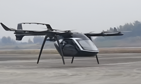Китайский модульный самолет eVTOL перевозит двух пассажиров со скоростью 150 км/ч и проезжает 300 км