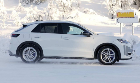 Новый внедорожник Volkswagen T-Roc R performance впервые был замечен на тестировании