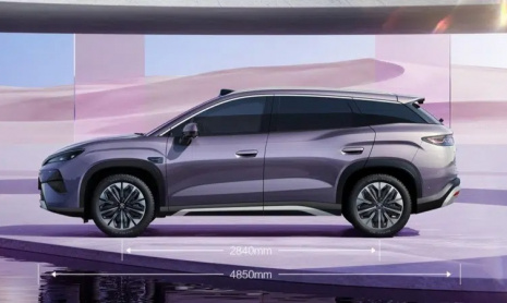 Кроссовер BYD Song Ultra EV будет стоить в Китае 2 млн рублей